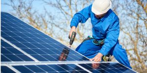 Installation Maintenance Panneaux Solaires Photovoltaïques à Aurons